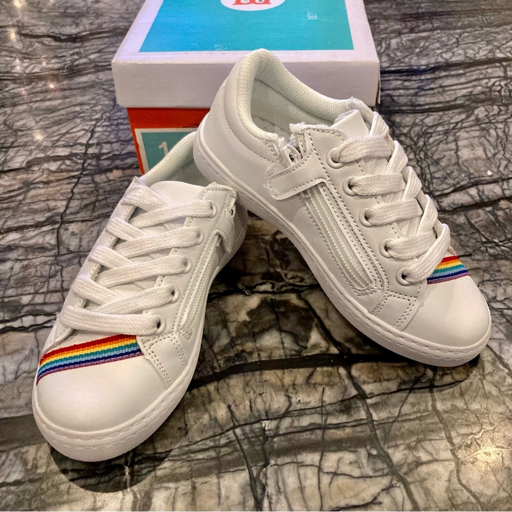 *NEW* HOO shoes Size 11